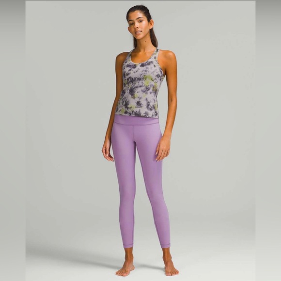 *SOLD* Lululemon Wunder Under High-Rise Tight 28" Luxtreme
Wisteria Purple NWT - Picture 4 of 11
